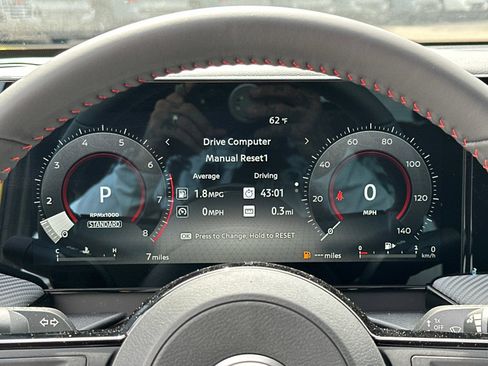 Certified 2025 Nissan Kicks SR FWD image 25
