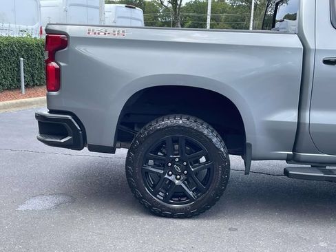 Used 2025 Chevrolet Silverado 1500 LT Trail Boss w/ Convenience Package II AWD/4WD image 33