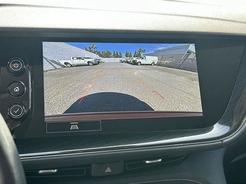 Used 2023 Buick Envision Essence FWD image 13