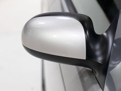 Used 2005 Ford Thunderbird Deluxe image 16