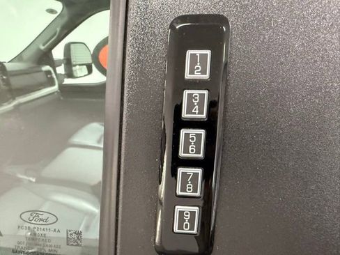 Used 2023 Ford F350 XLT image 10