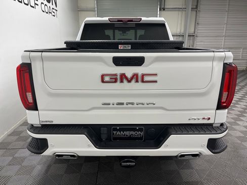 Used 2021 GMC Sierra 1500 AT4 w/ Technology Package image 5