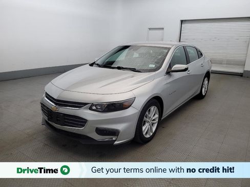 Used 2018 Chevrolet Malibu LT w/ Driver Confidence Package image 1
