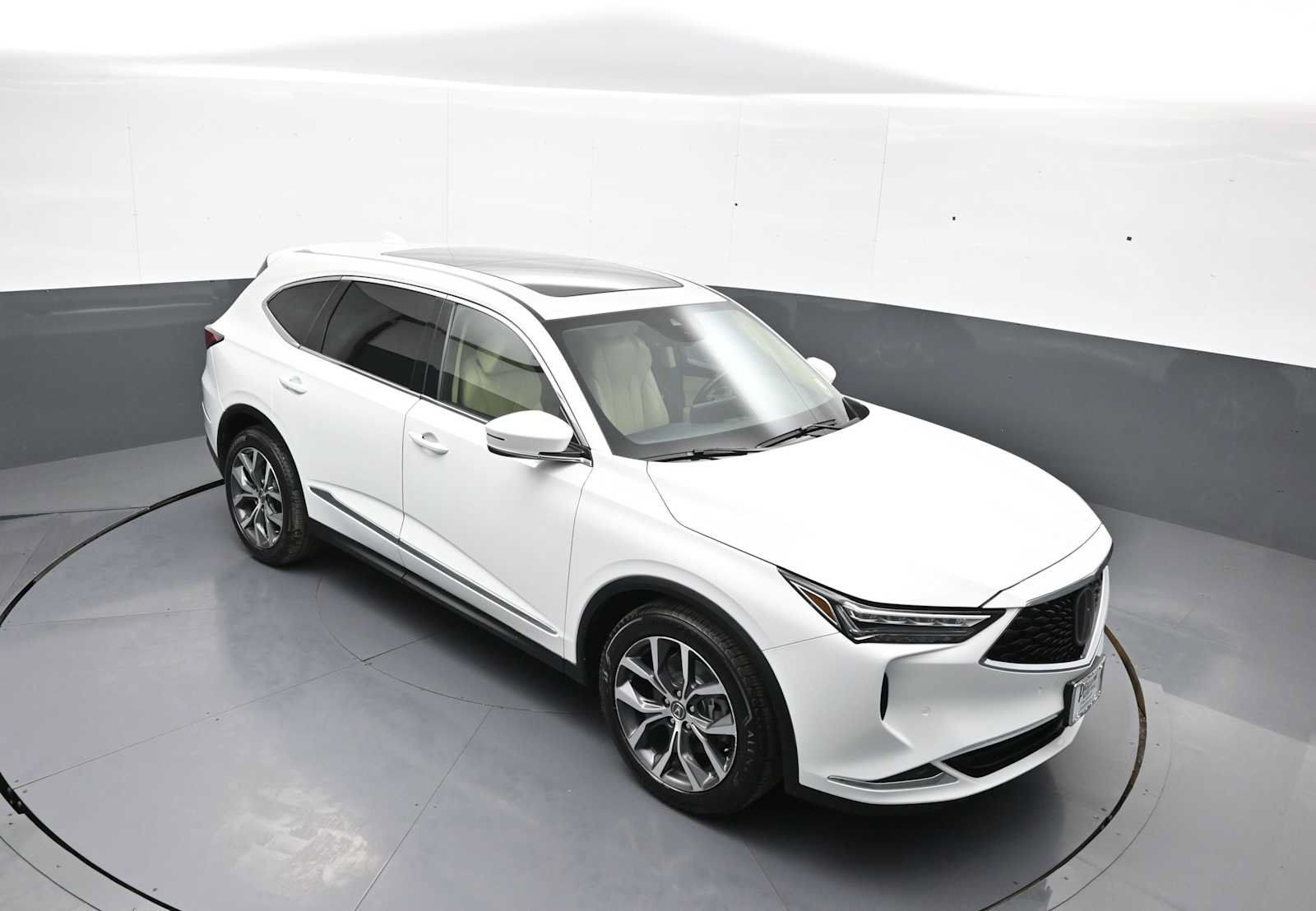 Certified 2024 Acura MDX w/ Technology Package AWD/4WD image 38