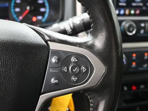 Used 2020 Chevrolet Colorado Z71 AWD/4WD image 6