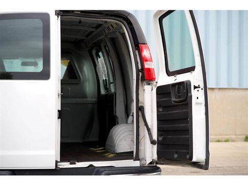 Used 2019 Chevrolet Express 2500 w/ Driver Convenience Package RWD image 19