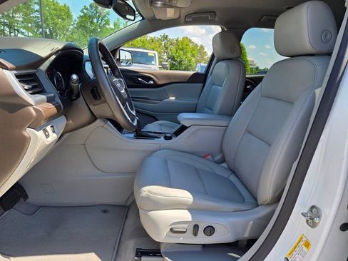 Used 2018 GMC Acadia SLT FWD image 9