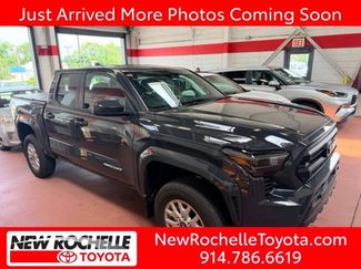 Used 2024 Toyota Tacoma SR5 AWD/4WD video 1