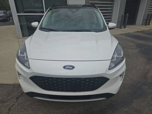 Used 2022 Ford Escape SEL w/ Technology Package AWD/4WD image 9