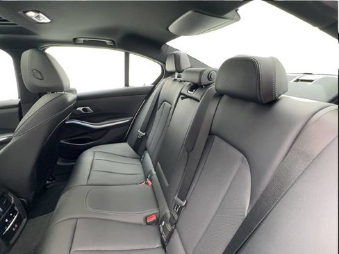 Used 2025 BMW 330i Sedan RWD image 25