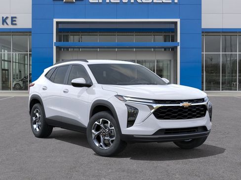 New 2026 Chevrolet Trax LT w/ Driver Confidence Package FWD image 31