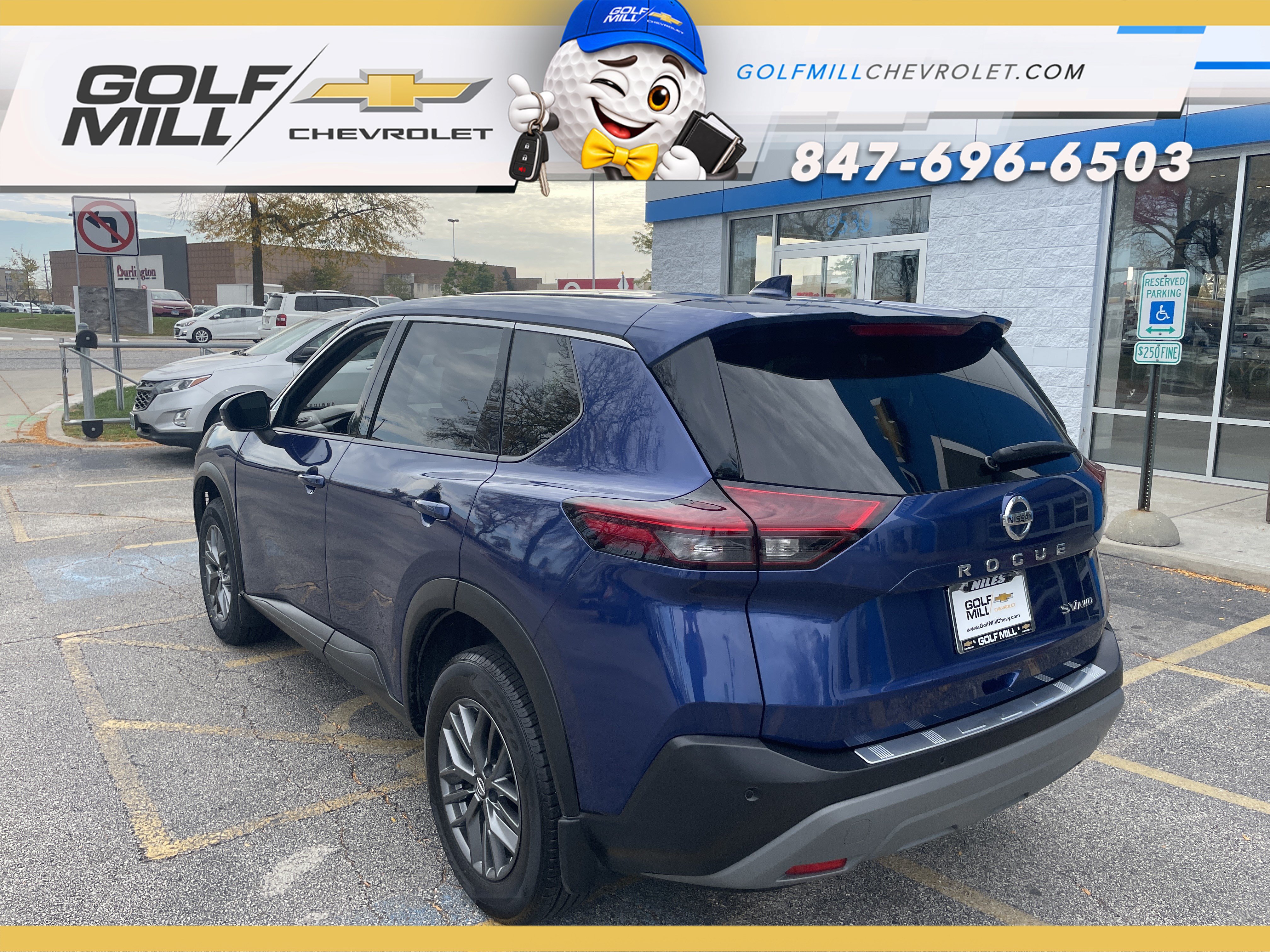 Used 2021 Nissan Rogue SV AWD/4WD image 7