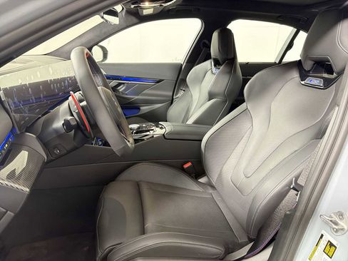 New 2026 BMW M5 w/ Executive Package image 11