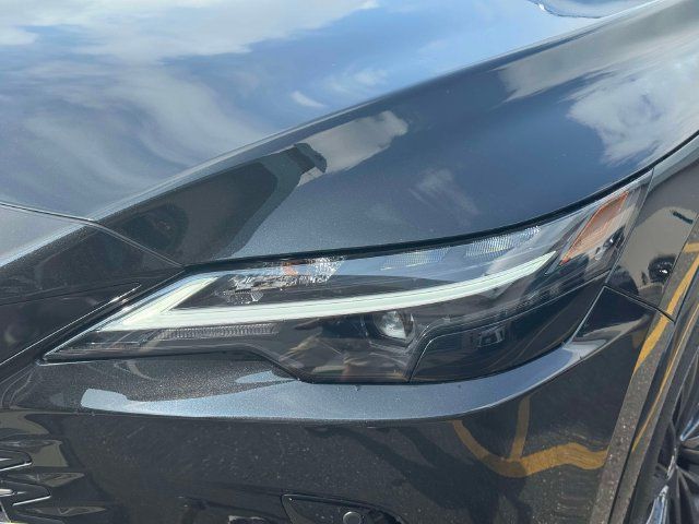 Certified 2025 Lexus RX 350 Premium w/ Kick Sensor & Tow Package AWD/4WD image 11