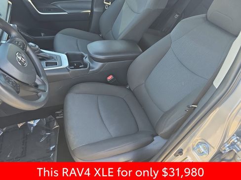 Used 2025 Toyota RAV4 XLE w/ Convenience Package image 21