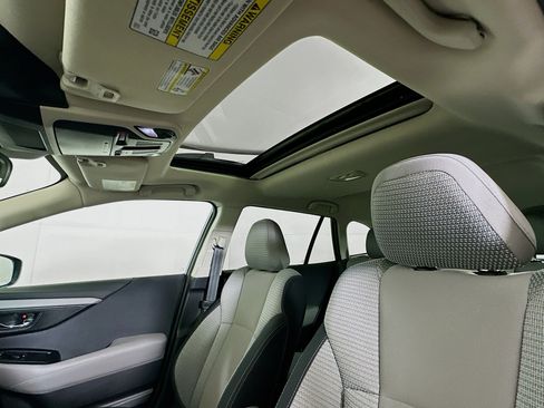Used 2025 Subaru Outback Premium image 25