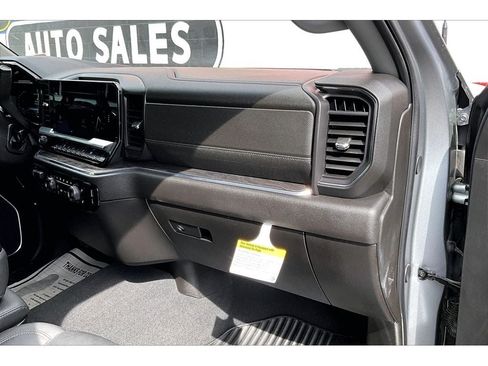 Used 2025 Chevrolet Silverado 3500 LTZ AWD/4WD image 17