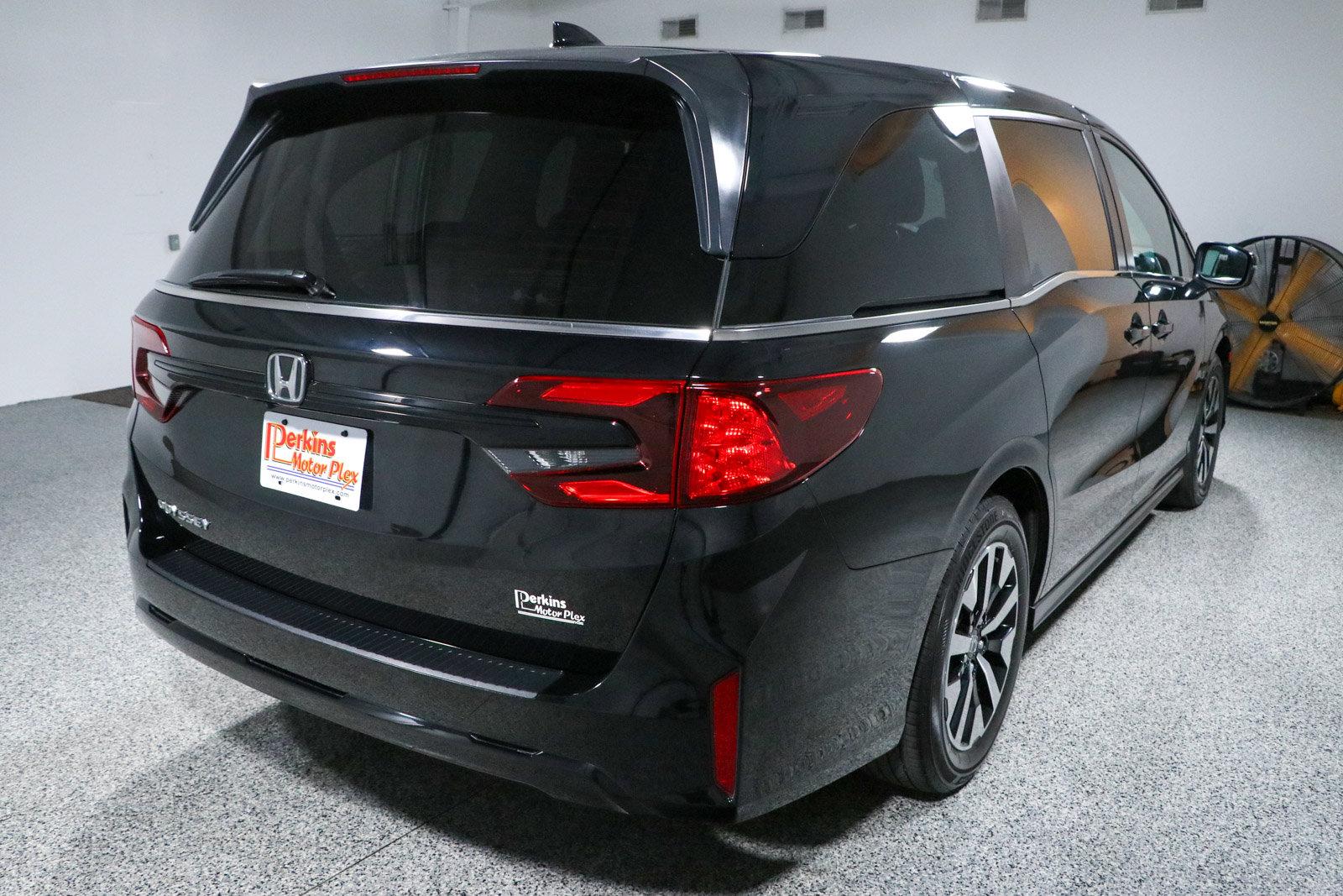 Used 2025 Honda Odyssey EX-L image 7