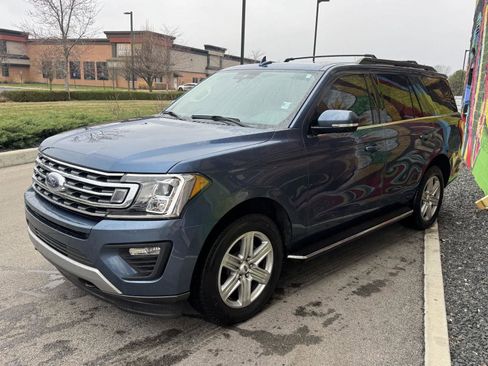Used 2020 Ford Expedition XLT w/ Equipment Group 202A image 7