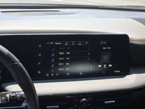 Certified 2026 Nissan Kicks SR FWD image 16
