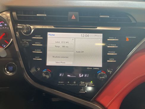 Used 2019 Toyota Camry XSE image 21