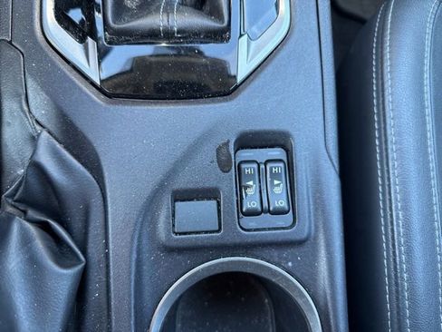 Used 2017 Subaru Impreza 2.0i Limited w/ Moonroof/BSD & Rcta/Eyesight image 15