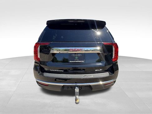 Used 2024 GMC Yukon XL SLT w/ SLT Luxury Package AWD/4WD image 9