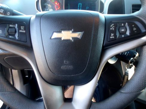 Used 2014 Chevrolet Sonic LT w/ Fun and Sun Package image 20