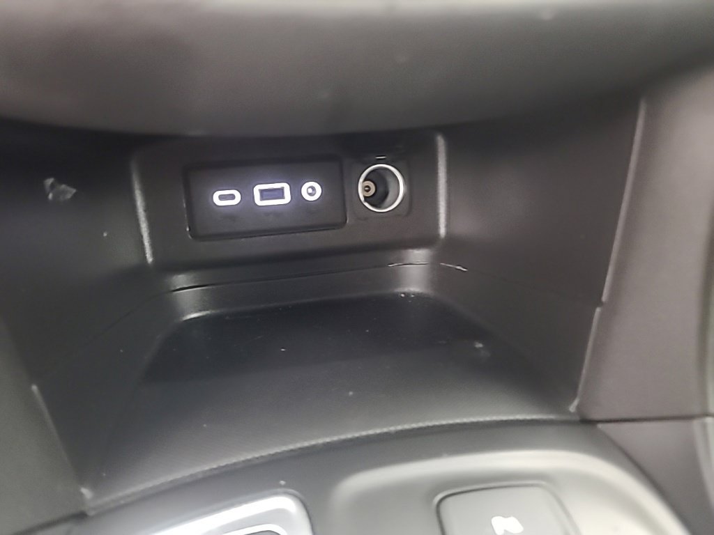 Used 2024 Chevrolet Equinox LT AWD/4WD image 30