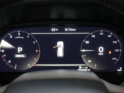 New 2025 Mitsubishi Outlander SE image 11