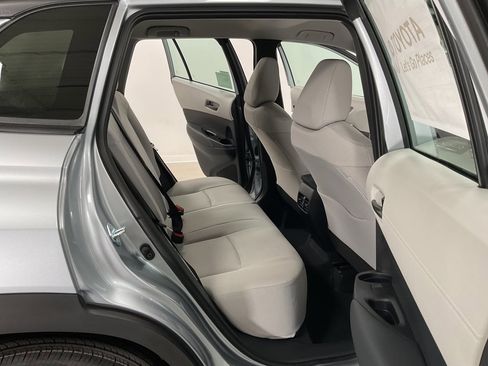 New 2025 Toyota Corolla Cross L image 18