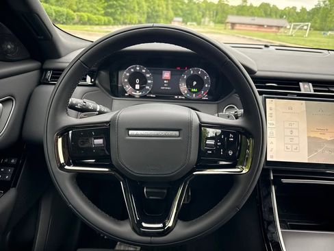 Certified 2026 Land Rover Range Rover Velar Dynamic SE AWD/4WD image 21