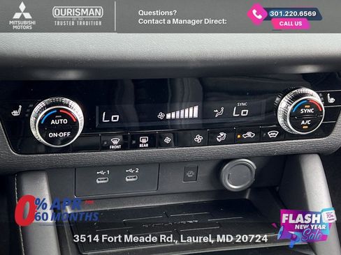 New 2025 Mitsubishi Outlander SE image 23