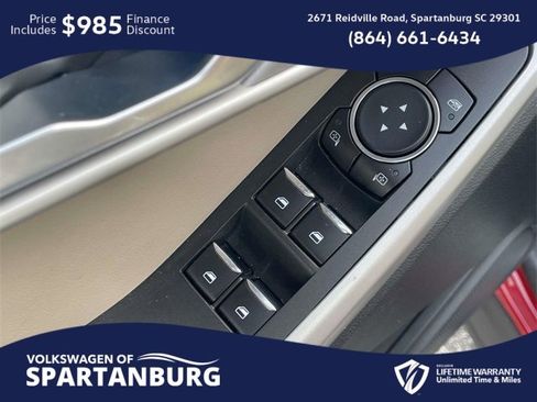 Used 2024 Ford Explorer Limited image 19