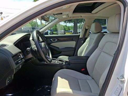 Used 2024 Honda Civic Touring image 15