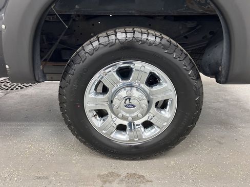 Used 2014 Ford F350 Lariat image 27