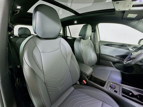 New 2026 Volkswagen Tiguan SE R-Line image 26