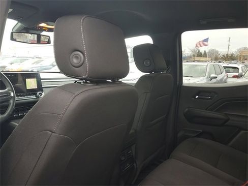 Certified 2023 GMC Canyon Elevation w/ Convenience Package image 9