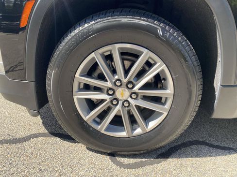 Used 2023 Chevrolet Traverse LT w/ LPO, Floor Liner Package AWD/4WD image 12