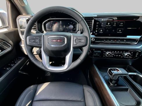 Used 2026 GMC Sierra 1500 SLT RWD image 6