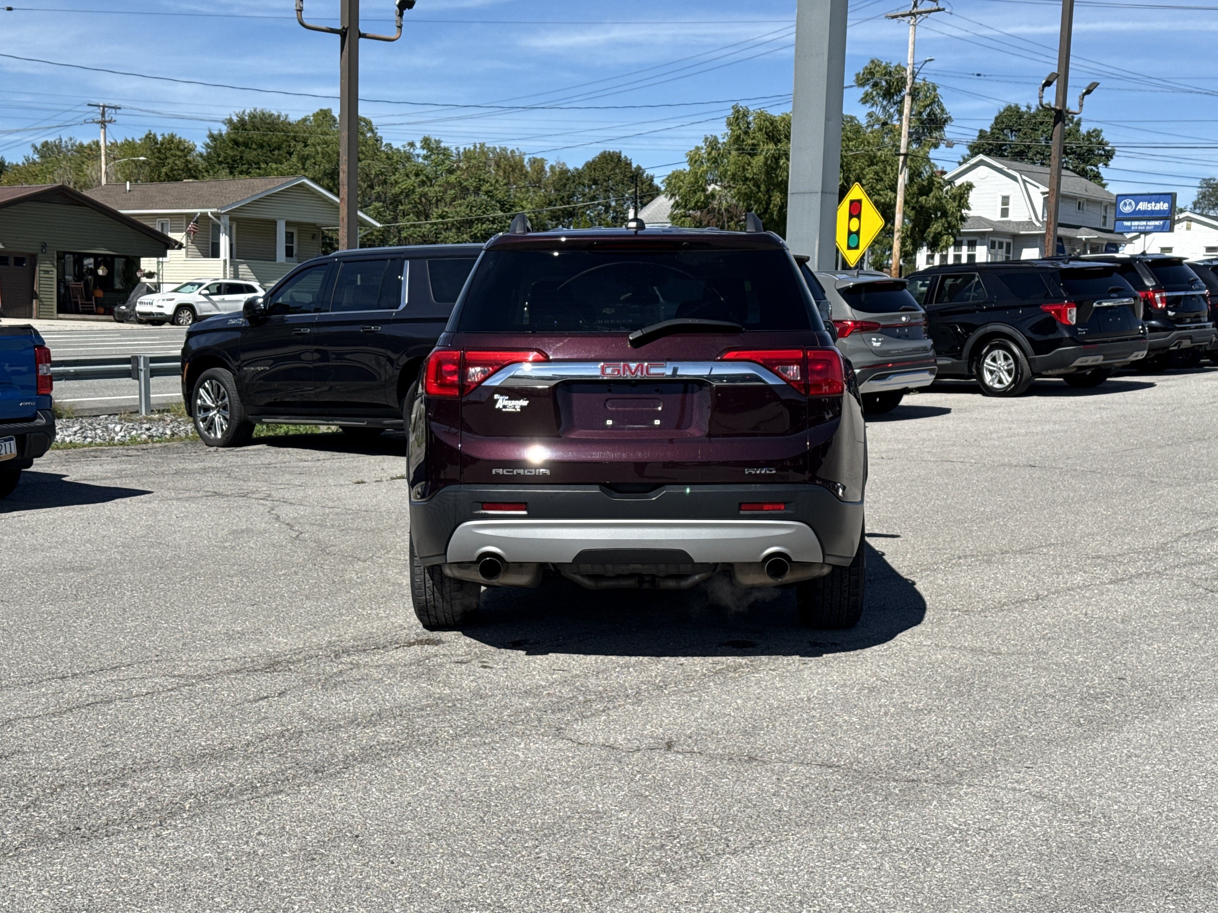 Used 2018 GMC Acadia SLE AWD/4WD image 4