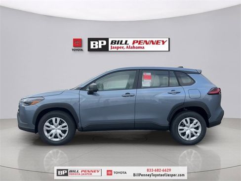 New 2026 Toyota Corolla Cross L image 2