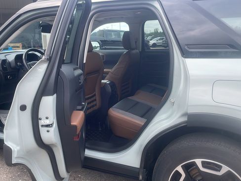 Used 2023 Ford Bronco Sport Outer Banks w/ Tech Package AWD/4WD image 13