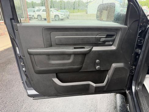 Used 2019 RAM 1500 Tradesman w/ Tradesman SXT Package AWD/4WD image 12