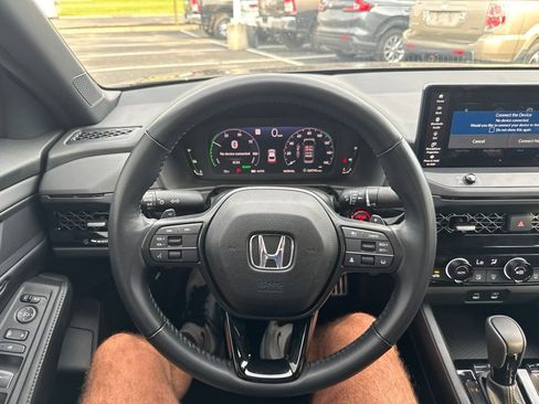 Used 2024 Honda Accord Sport image 17