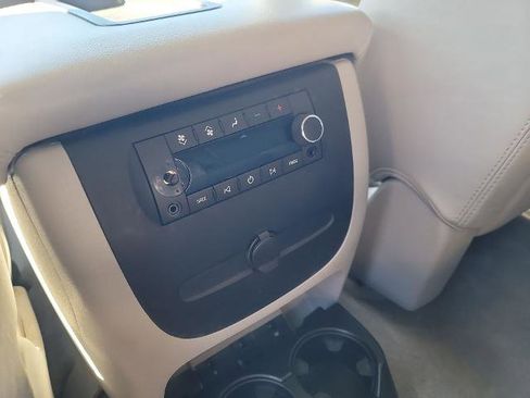 Used 2008 GMC Yukon SLT w/ SLT Preferred Equipment Group image 19