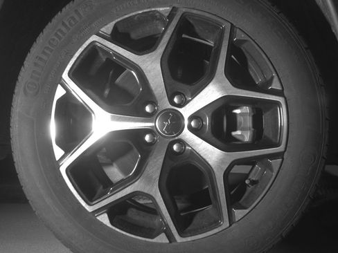 Used 2025 Jeep Compass Limited image 13