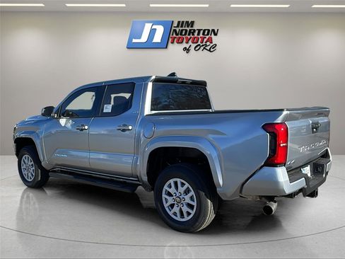 New 2026 Toyota Tacoma SR5 image 7