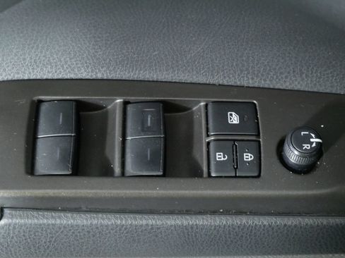 Used 2023 Toyota Camry SE FWD image 20