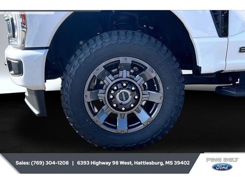 Used 2024 Ford F250 XL w/ STX Appearance Package AWD/4WD image 7